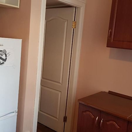 Apartment Gospitalna Street 2 Kiev Dış mekan fotoğraf