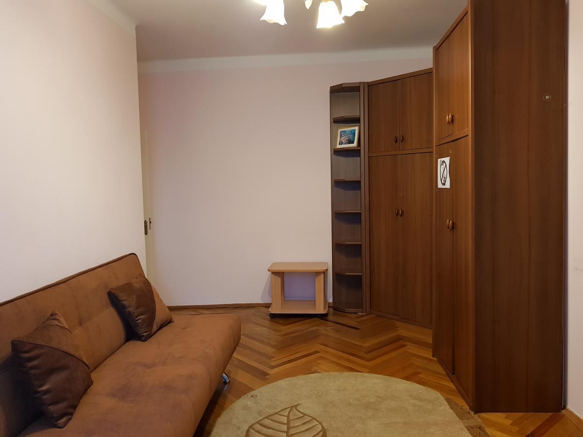 Apartment Gospitalna Street 2 Kiev Dış mekan fotoğraf