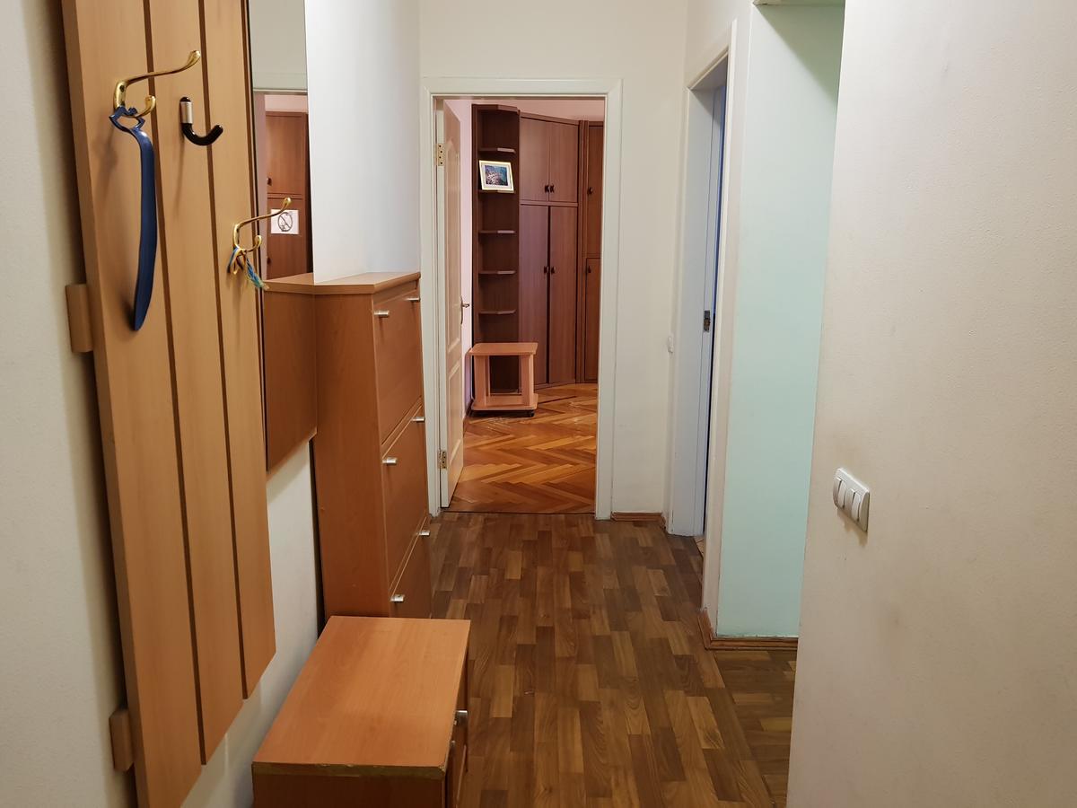 Apartment Gospitalna Street 2 Kiev Dış mekan fotoğraf